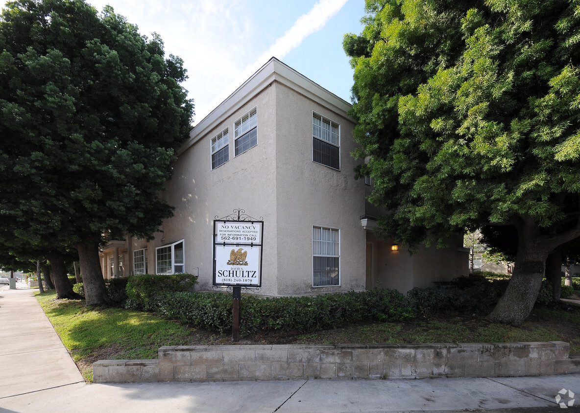 Primary Photo - 400-404 S Orange Ave