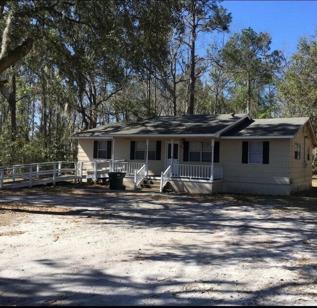 Building Photo - 207 Griffin Rd