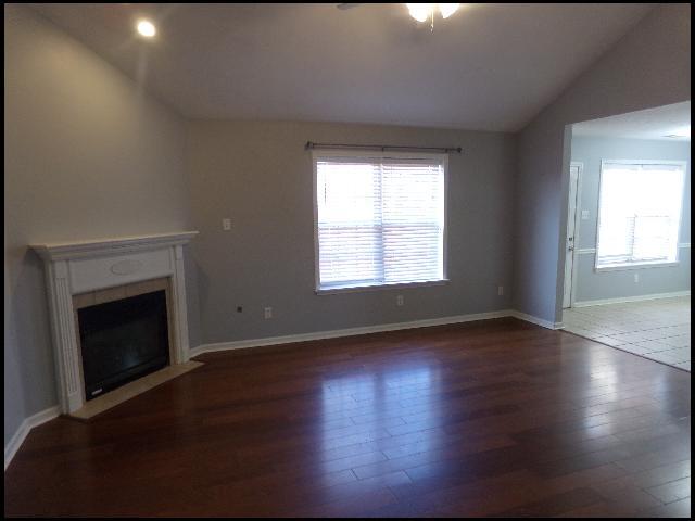 Building Photo - 12 Lauren Cove