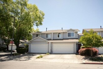 Building Photo - 1549 Monarch Pl