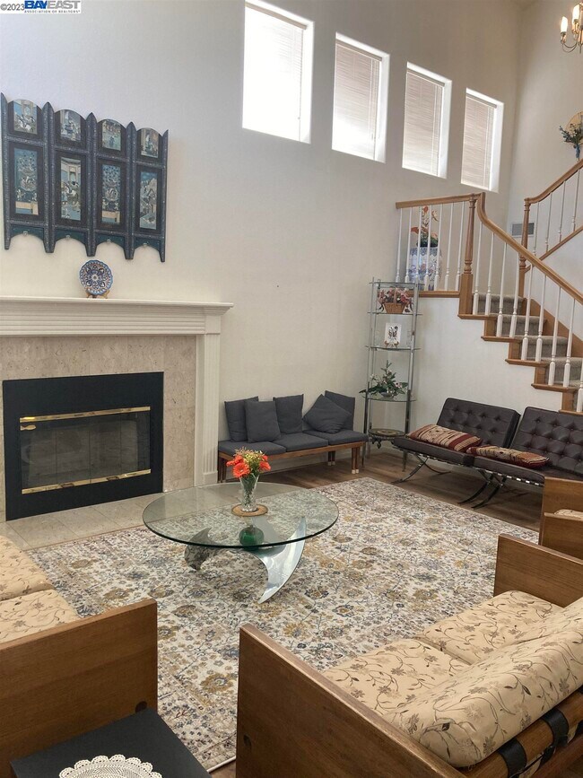 Building Photo - 38161 Canyon Oaks Ct