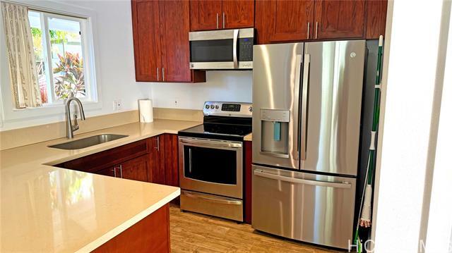 Building Photo - 140 Ohana St