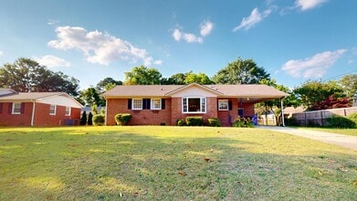 Building Photo - 2808 Player Ave