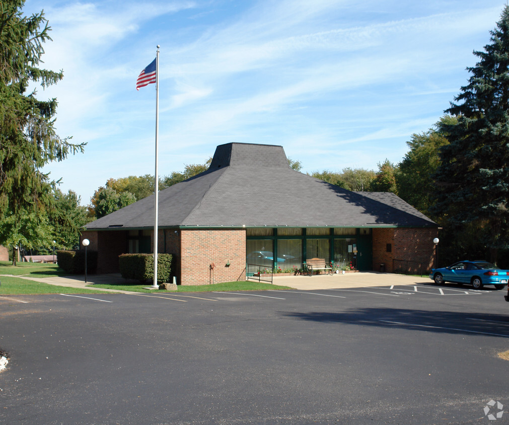 Building Photo - College Hills Retirement Village