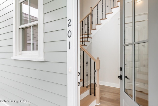 Building Photo - 6100 Passionflower Dr