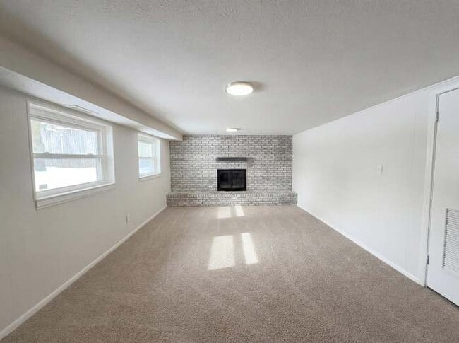 Building Photo - 3859 Briggs Rd