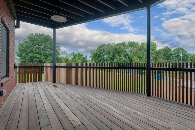 Balcony - The Lofts at Cherry & Pickwick