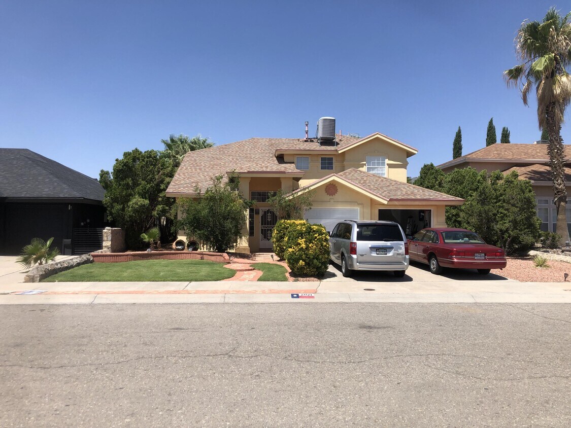 2021 Shadow Ridge Dr, El Paso, TX 79938 House for Rent in El Paso, TX