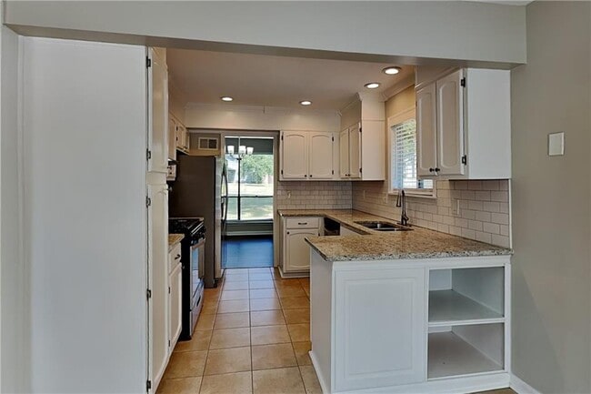 Foto del edificio - 4708 Jamerson Forest Cir
