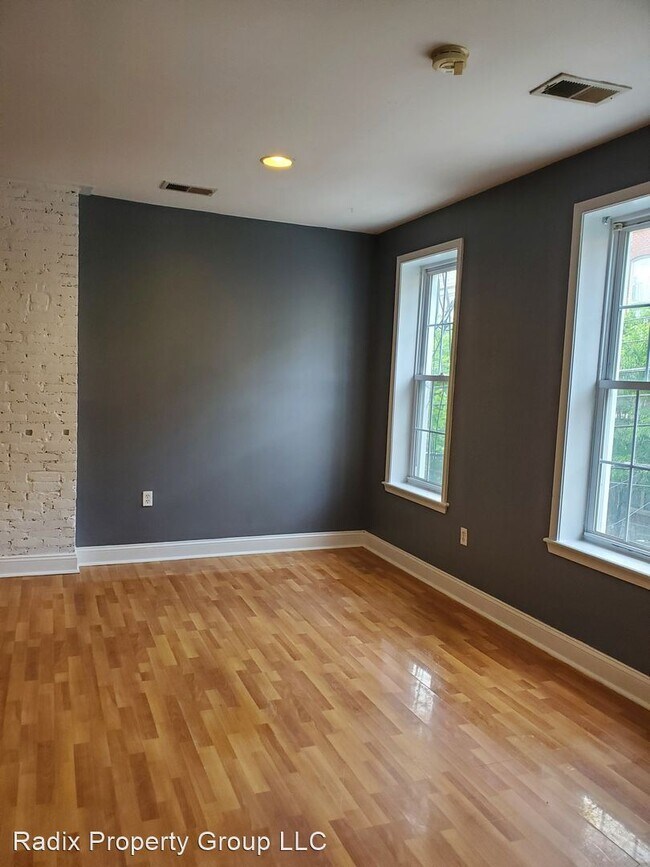 Foto del edificio - 4024 Ridge Ave