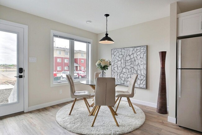 Building Photo - Henley Heights