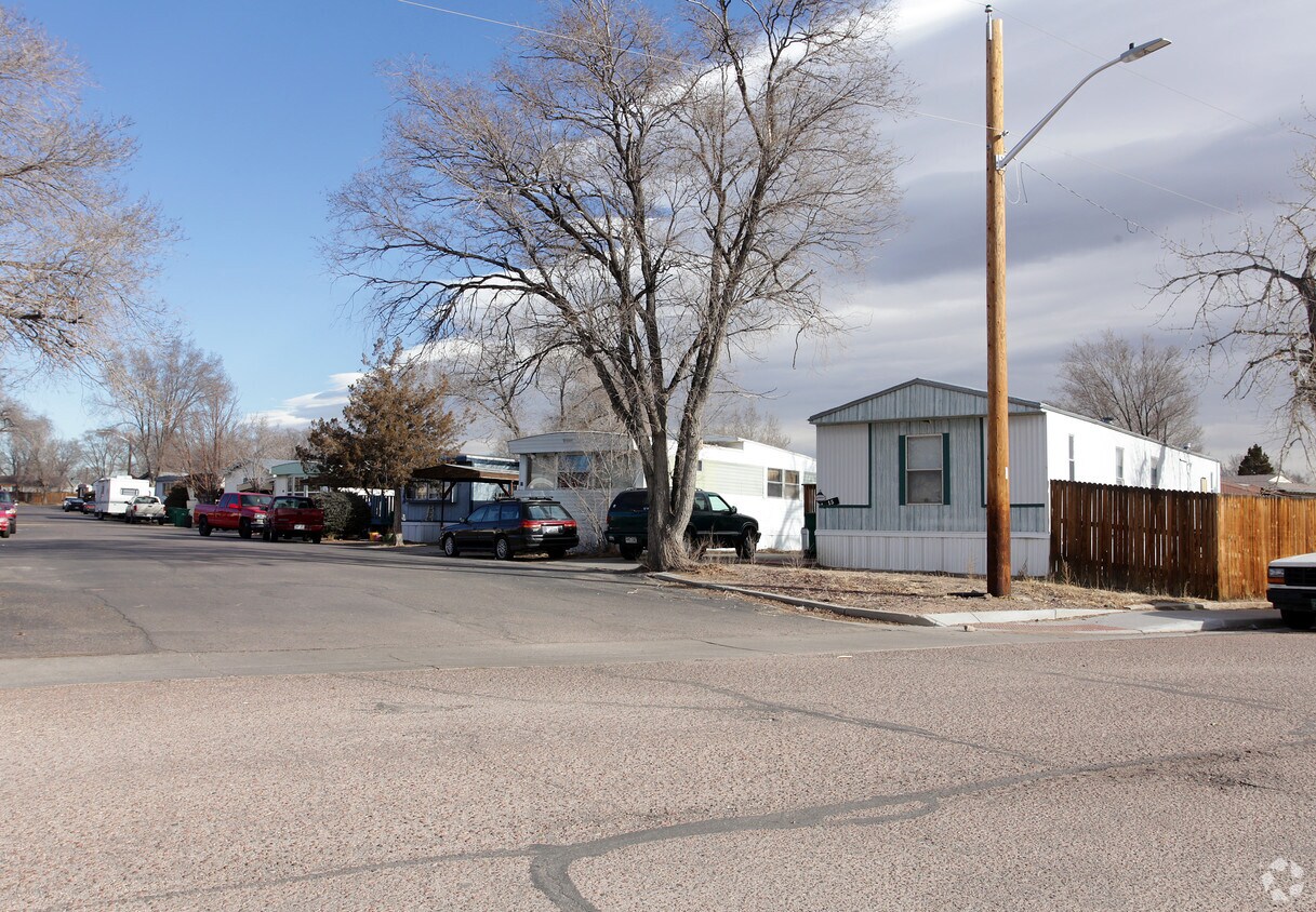 Building Photo - Crest Mobile Estates