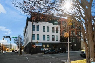 Building Photo - 1329 4th Ave S