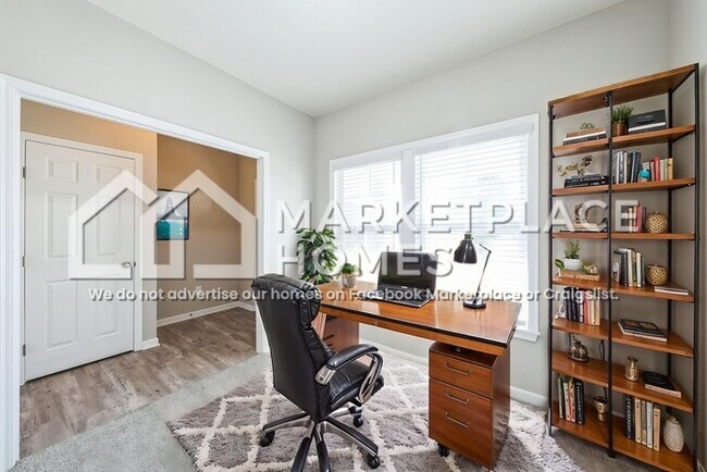 Building Photo - 10056 Meadowvista Ct