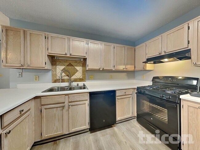 Foto del edificio - 1831 Commonwealth Dr