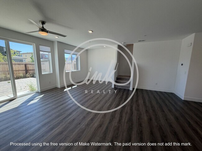 Foto del edificio - Beautiful Newly Built Townhome In Jenuane Community