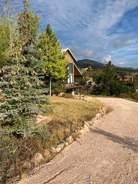 Building Photo - 848 Lakeview Dr