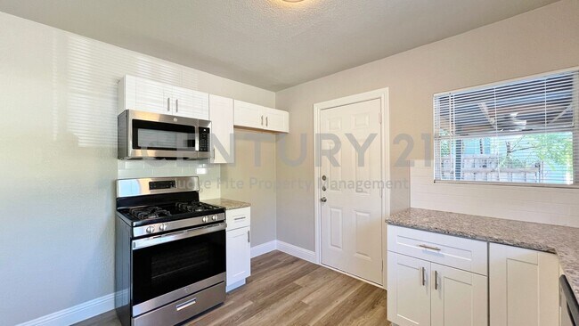 Foto del edificio - Charming 2/1 in Fort Worth For Rent!