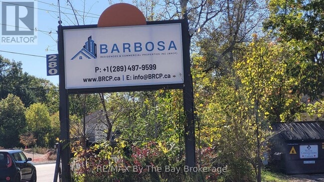 Photo du bâtiment - 280 River Rd E