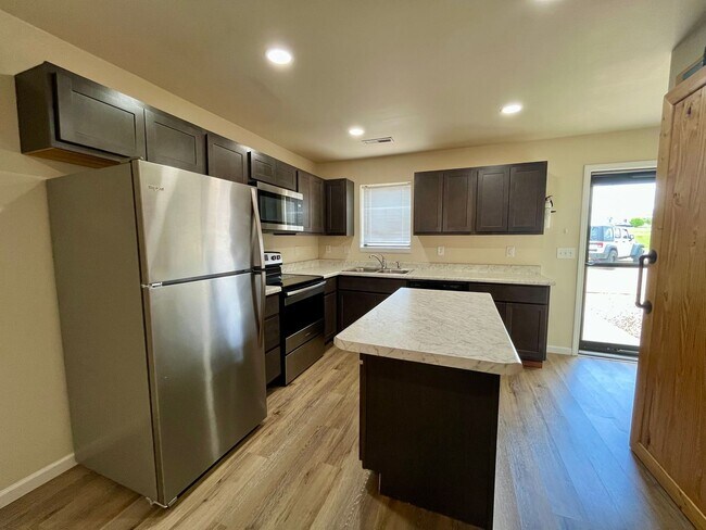 Foto del edificio - 2 Bedroom | 2 Bathroom | Apartment