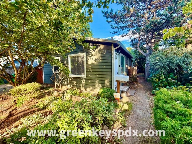 Photo - 5434 Southeast 20th Avenue House