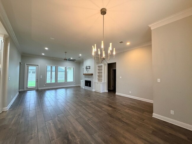 Building Photo - Gated Community Close to Barksdale Air Force Base...