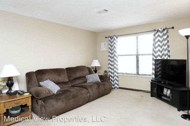 Building Photo - 2 br, 1 bath Apartment - 171 Gazette Avenue