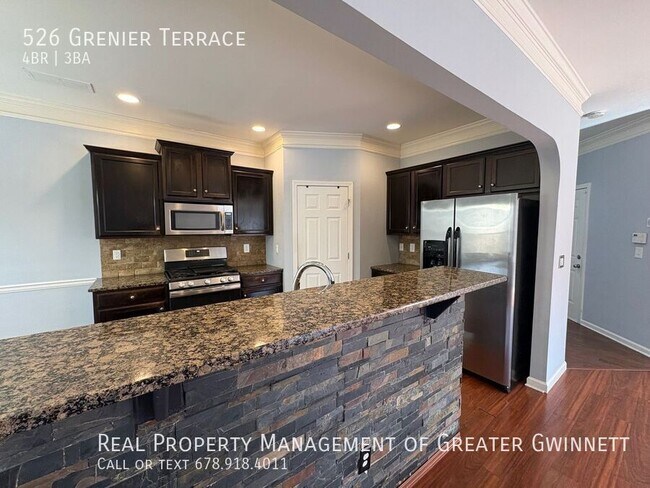 Foto del edificio - 526 Grenier Terrace NE