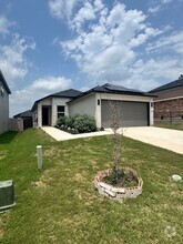 Building Photo - 8517 Barefoot Ln
