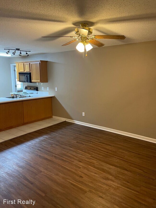 Building Photo - 3 br, 3 bath House - 324 N. Ross Street, U...
