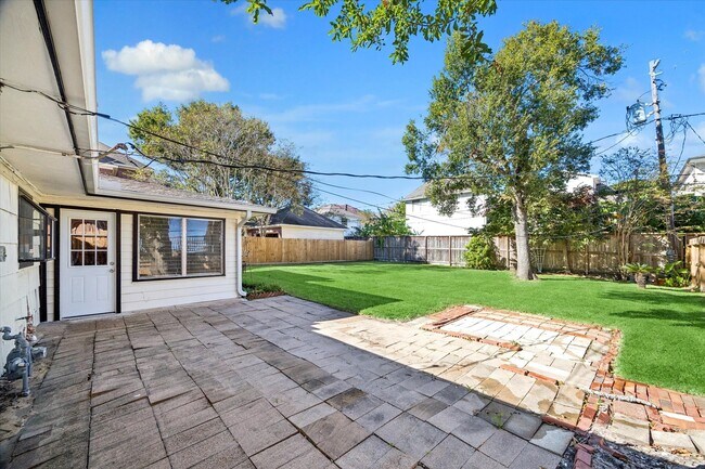 Foto del edificio - 4802 Holly St