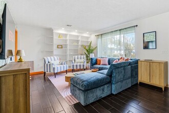 Building Photo - 1132 Gershwin Dr