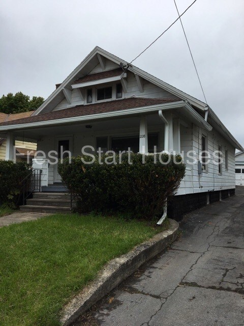 Primary Photo - Lovely Remodeled Northside 2 Bedroom Bungalow