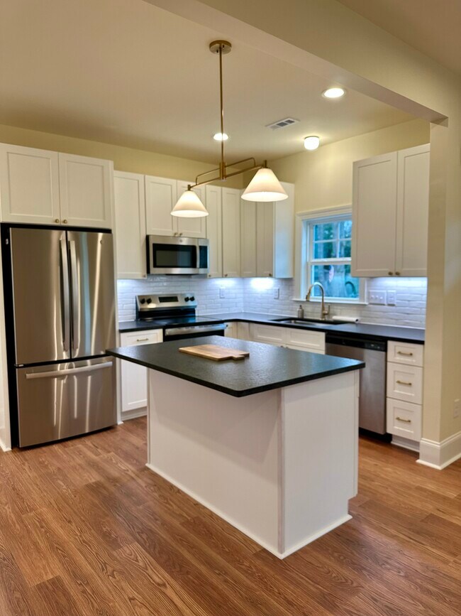 Foto del edificio - 1405 Barnett St