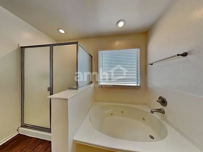 Foto del edificio - 7825 S 73rd Ln