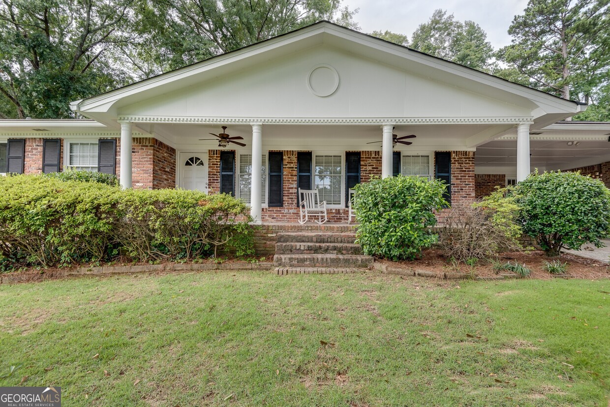 Foto principal - 2823 Ponderosa Cir