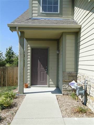 Building Photo - 5122 Veronica Dr