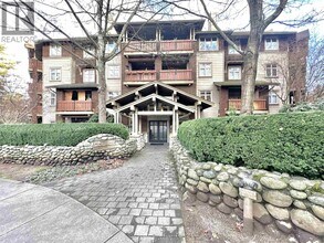 Building Photo - 18 Smokey Smith Pl