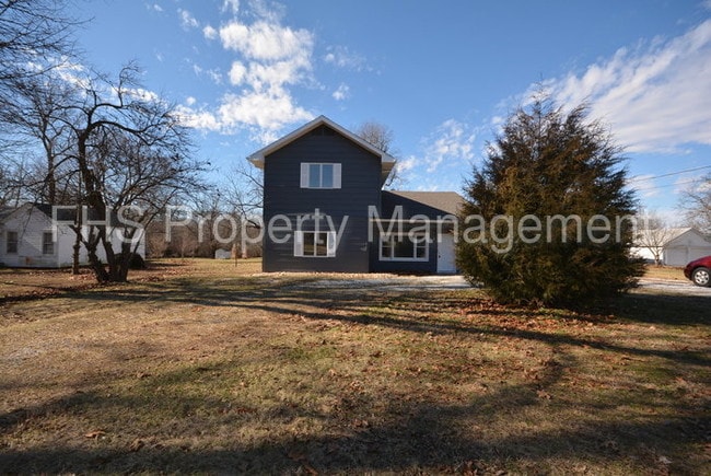 Building Photo - 917 S Oak Grove Ave