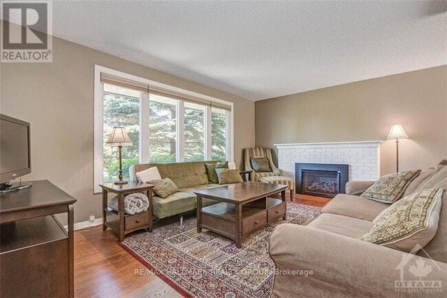 Building Photo - 2678 Ulster Crescent
