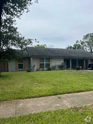 Building Photo - 1823 Shadow Bend Dr