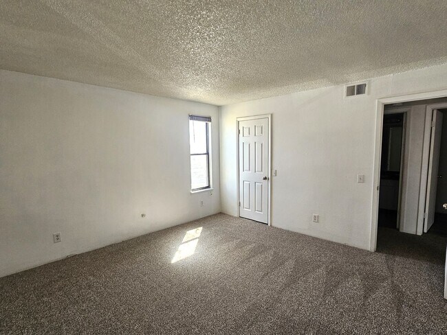 Foto del edificio - 14001 E Tufts Dr