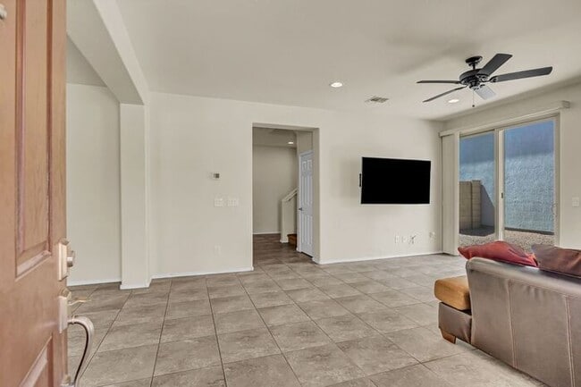 Foto del edificio - 5662 E Butte St