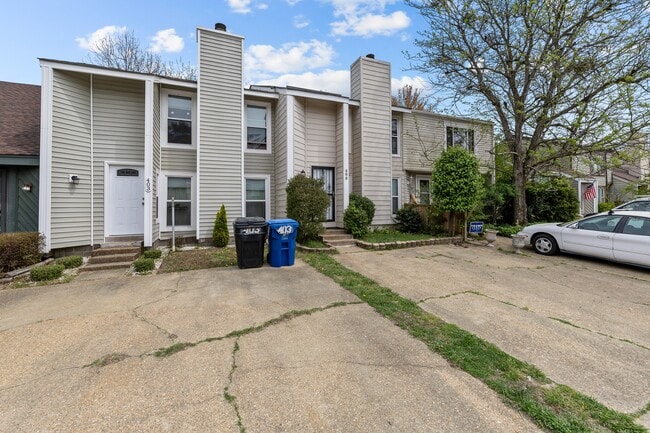 Photo - 405 Falling Ln (Virginia Beach, VA) Townhome