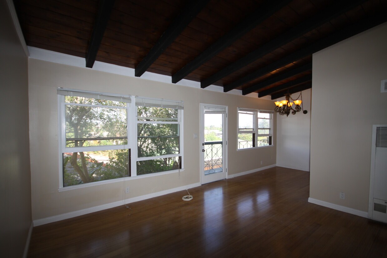 Views from Living Room - 637 Strand St