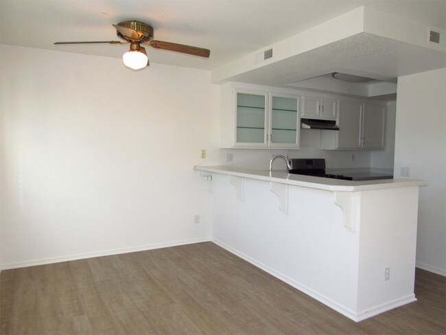 Building Photo - 5058 Narragansett Ave