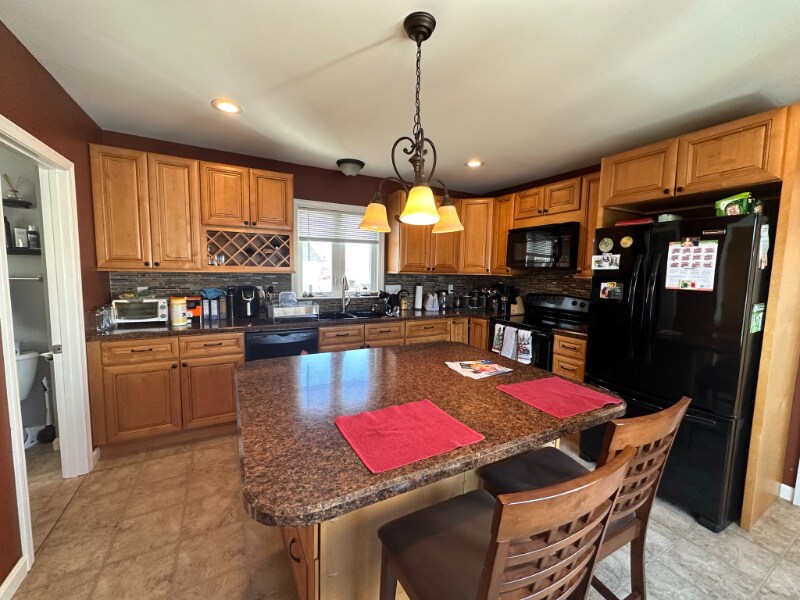 448 Hilldale Ave Unit 2, Haverhill, MA 01832 Room for Rent in