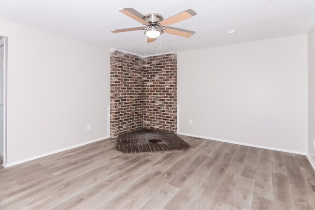 Foto del edificio - Lovely 3 Bedroom Ranch in Reynoldsburg, OH