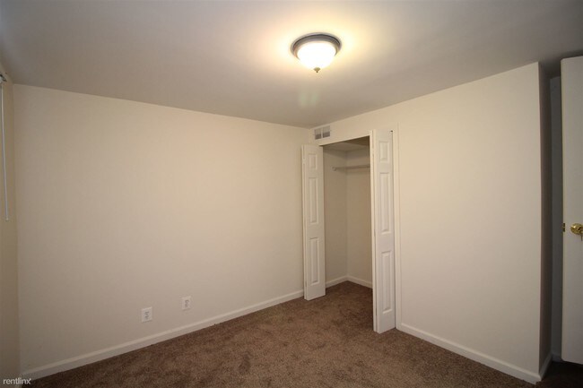 Building Photo - 3 br, 2 bath House - 3900 Elizabeth Lake Rd