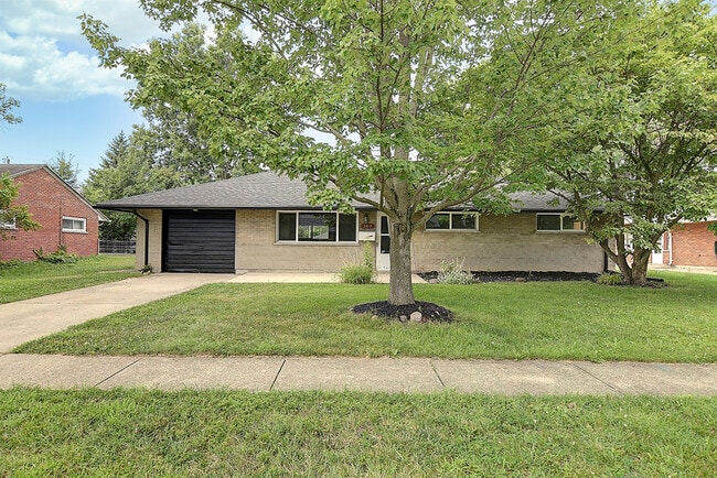 Building Photo - 3813 Utica Dr